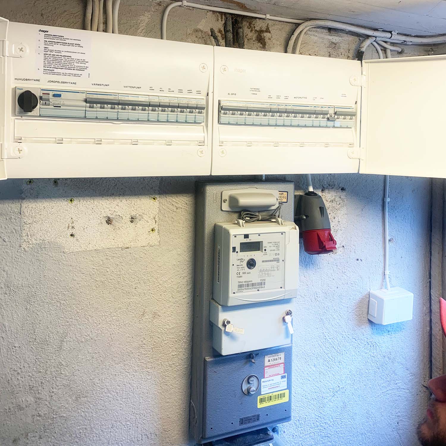 Utbyte av gammal elcentral, efter bild